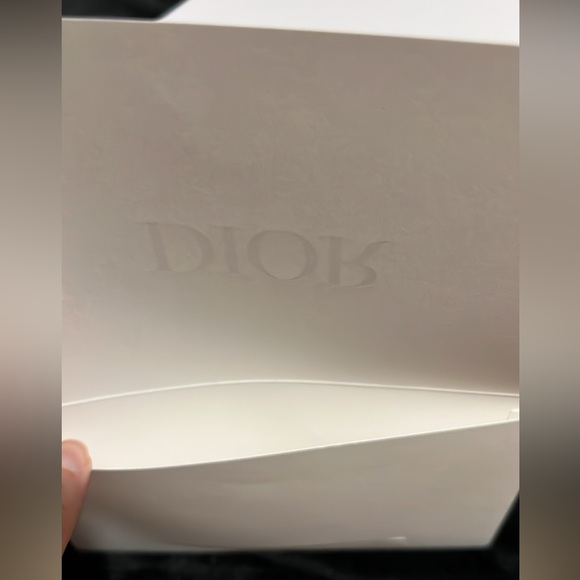 Large Dior Storage Box Pebbled White With Gold Logo Authentic NEW 12.5”x9”x4.5” - Picture 6 of 9